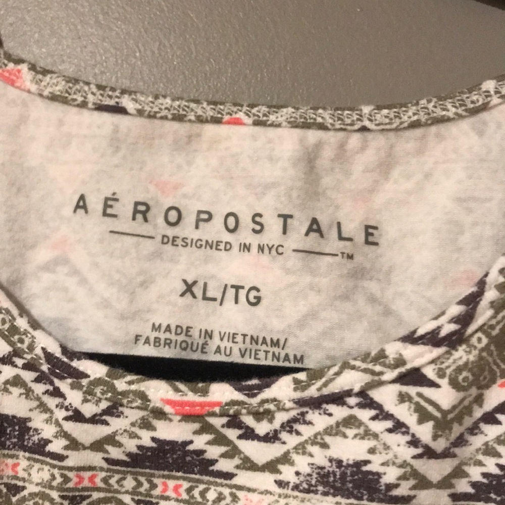 Green Patterned Cropped Tank - Picture 3 of 3